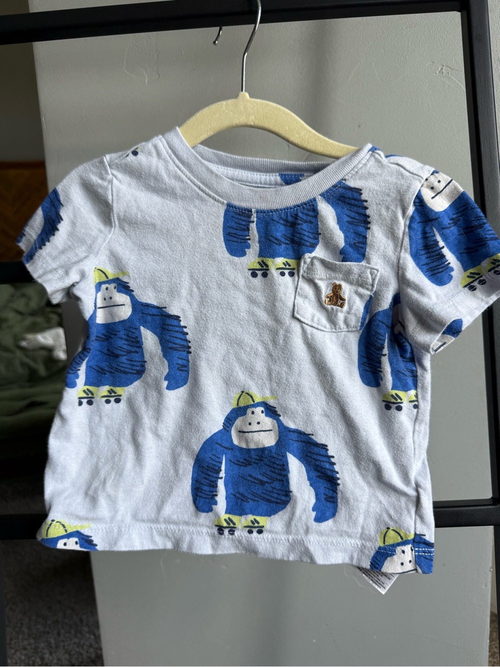 Baby Gap Brannan’s Favorites Roller Skating Gorilla Tee 12-18M